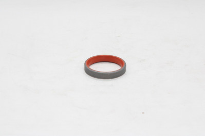 VO 21940434 Сальник бортового редуктора