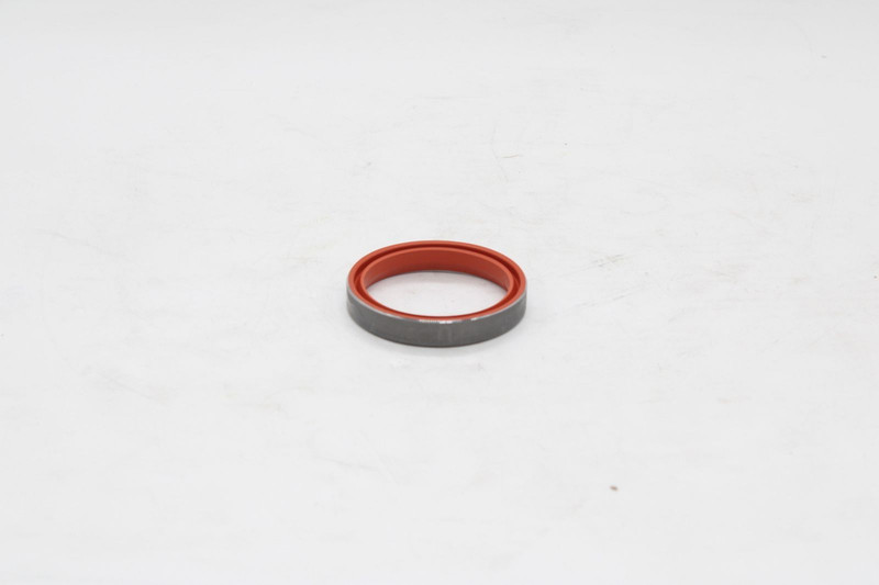 VO 21940434 Сальник бортового редуктора — 1