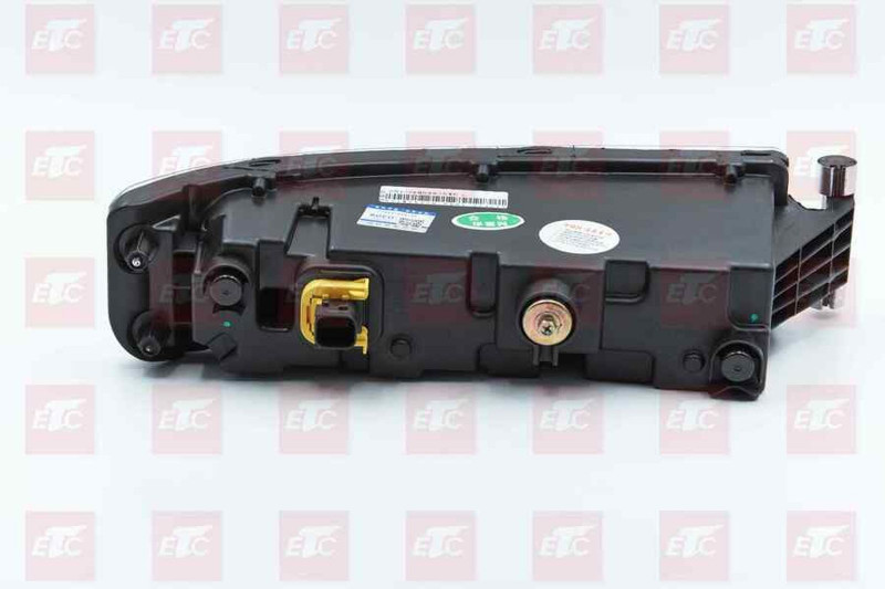811W25320-6003 Фара противотуманная левая с поворотником LED — 2
