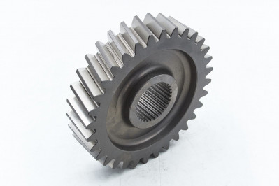711W35610-0041 Шестерня ведомая среднего редуктора