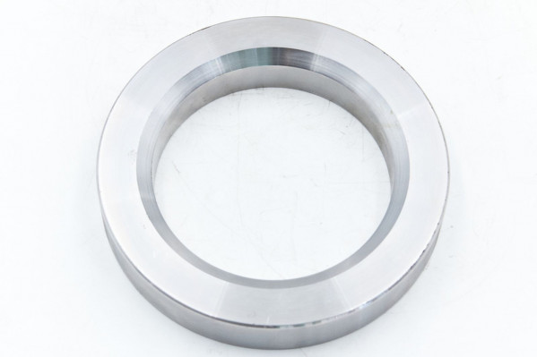 WG9725520136 КРЫШКА САЛЬНИКА ПОДШИПНИКА — 1