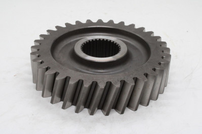 711W35610-0041 Шестерня ведомая среднего редуктора