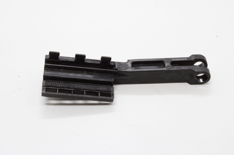 VO 8143976 Рычаг замка двери — 1