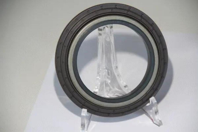 12018594B  Cальник хвостовика редуктора 85*130*10/20 — 2