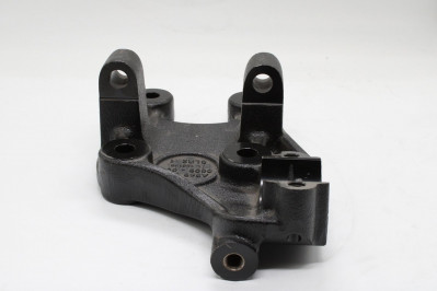 9493250509 Кронштейн амортизатора правый заднего моста