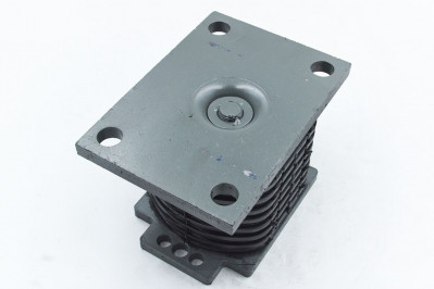 AZ9725520683 Подушка рессоры задней подвески