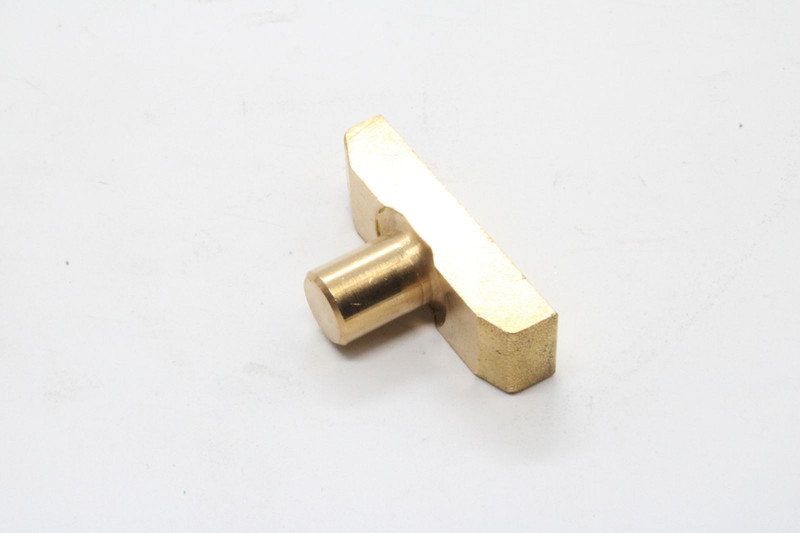 195570490K Сухарь вилки КПП — 2