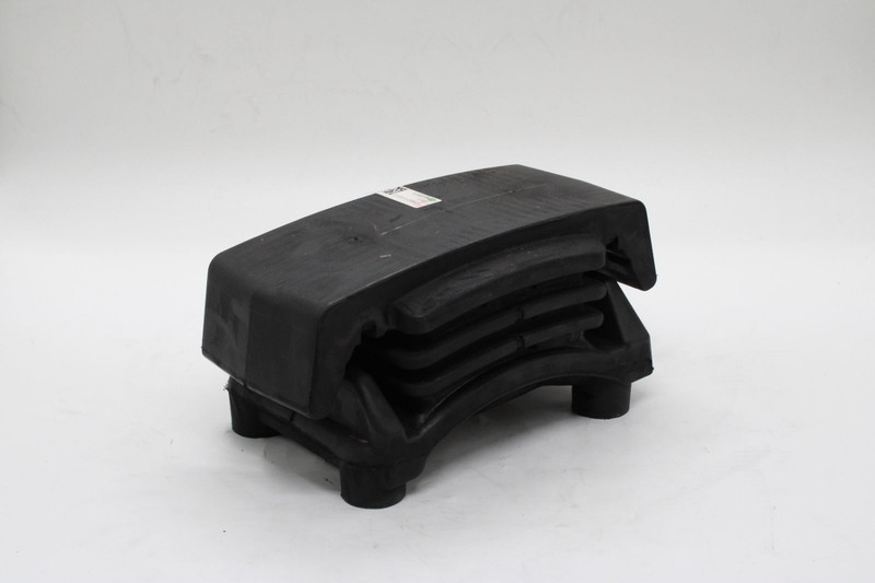 710W962100555 Подушка задней рессоры левая — 4