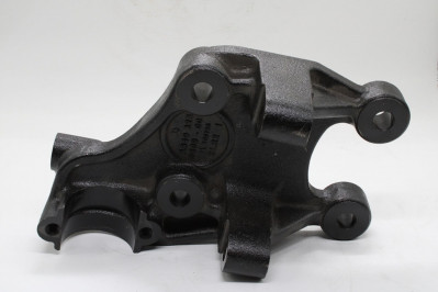 9493250509 Кронштейн амортизатора правый заднего моста