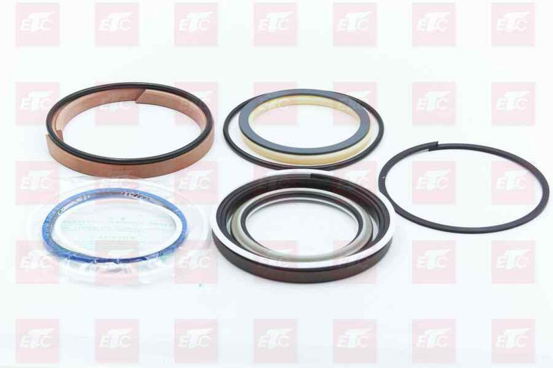 707-99-72240 Ремкомплект гидроцилиндра ковша — 1