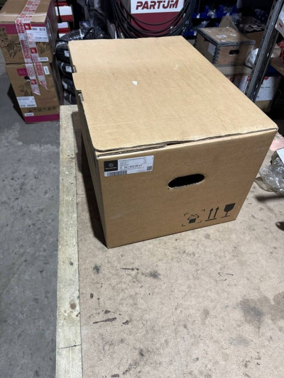 A9618208961 Фара правая