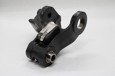 A9603200527 Кронштейн передний левый