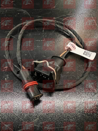 9039792A Жгут-адаптер циркуляционного насоса U4840