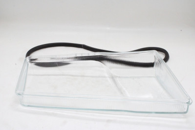 8801031SX Стекло фары головной прав.