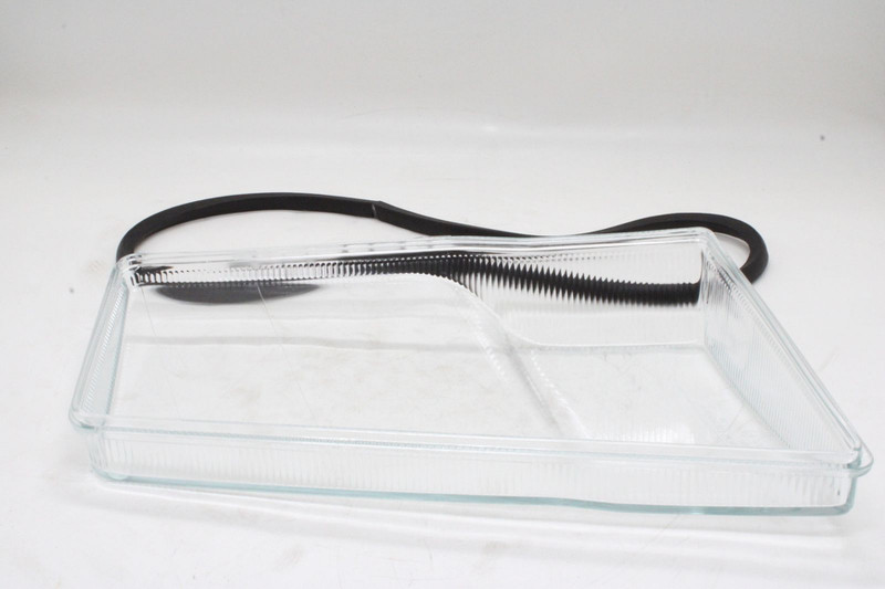 8801031SX Стекло фары головной прав. — 3