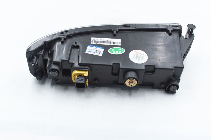 CNHTC 811W25320-6003 Фара противотуманная левая с поворотником LED — 2