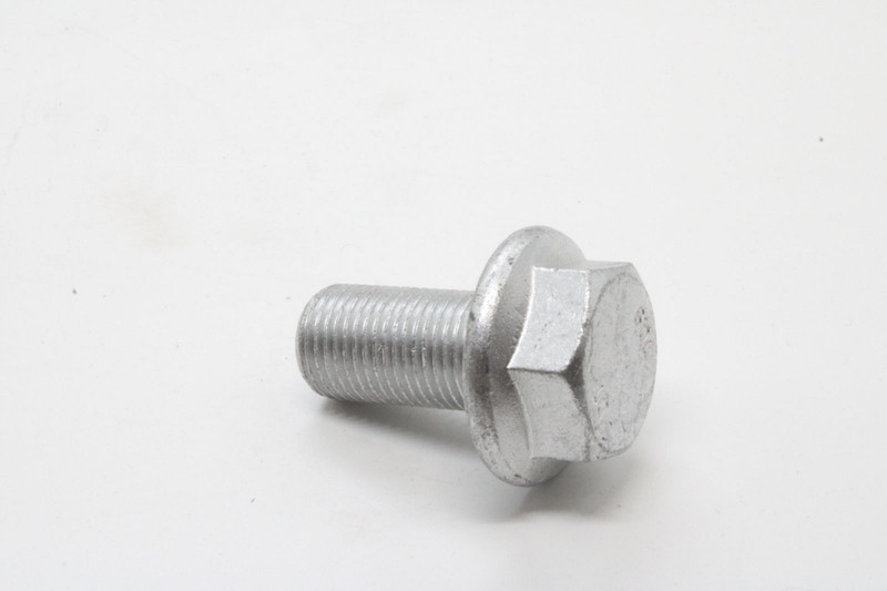 DT 440374 Болт 16*1,5*30 — 2