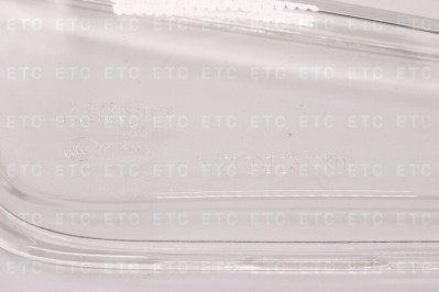 VO 21120482 Стекло ПТФ правое