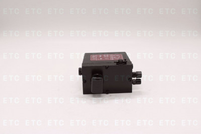 M4711001 Насос подъема кабины