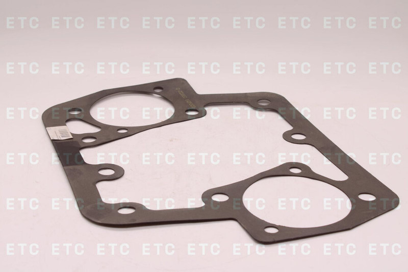 208223 Прокладка картера сцепления — 2