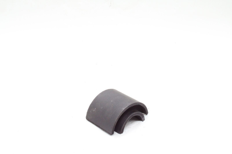 100873 Втулка стабилизатора — 3