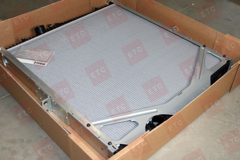 CR1556000P Радиатор водяной — 11