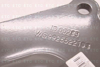 WG9925522108 Кронштейн передней рессоры, передний левый