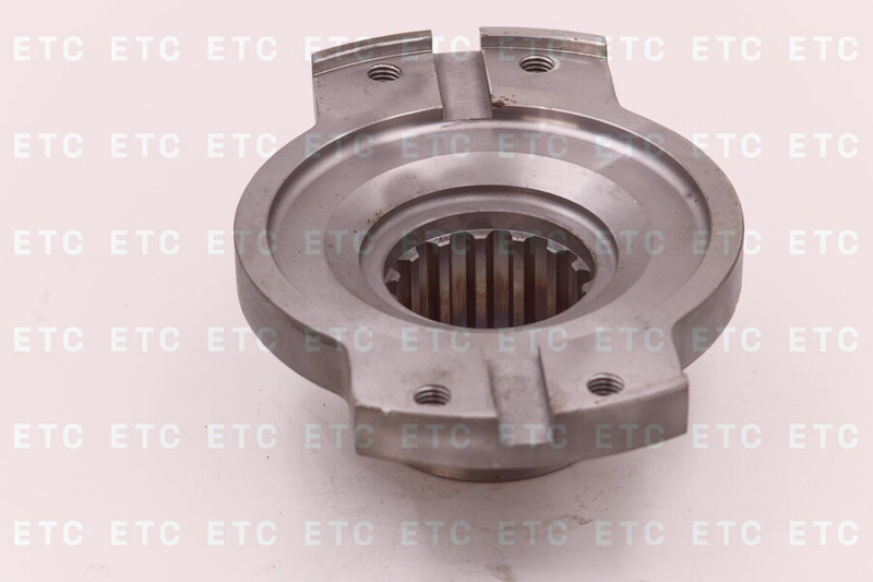 154-15-32150 Фланец КПП — 3