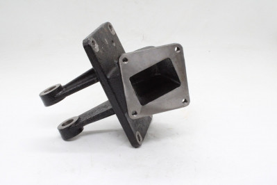 JS180160102440 Кронштейн вилки сцепления