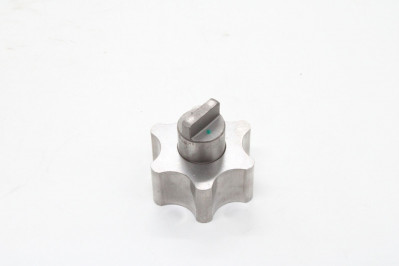 SITRAK WG97252203762621 Шестерня насоса мал.