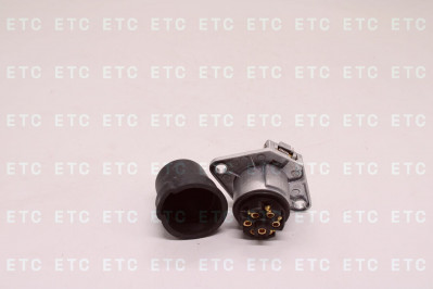 D10873 Розетка 7 полюсов