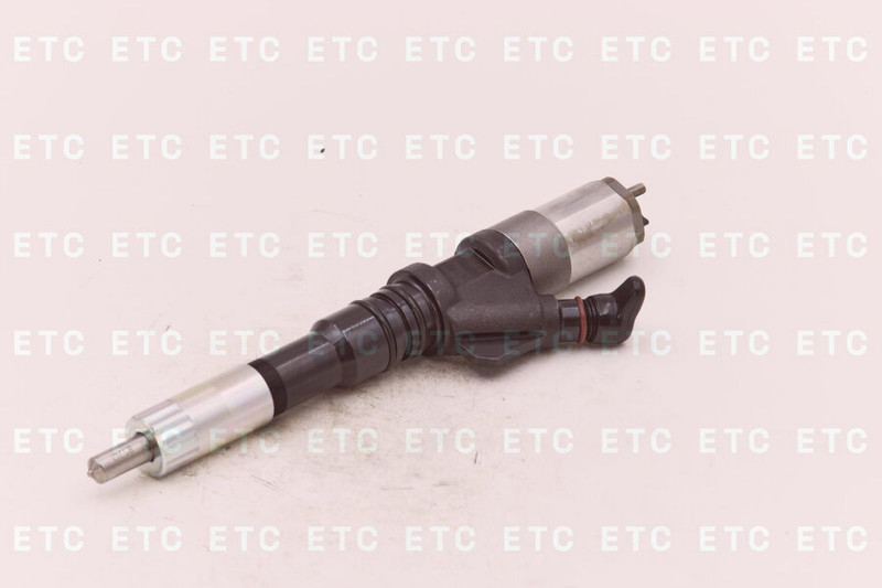 6156113300 Форсунка DENSO 095000-1211 — 3