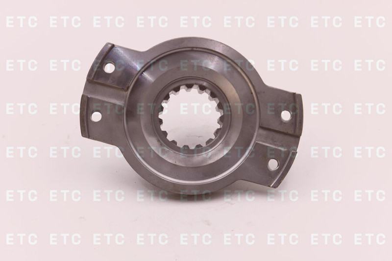 154-15-32150 Фланец КПП — 5