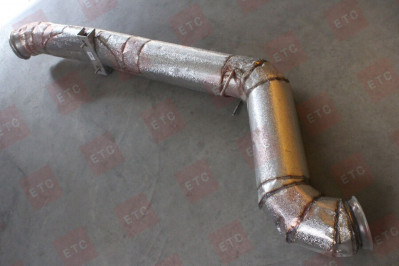 8AE034 Передняя труба с изоляцией
