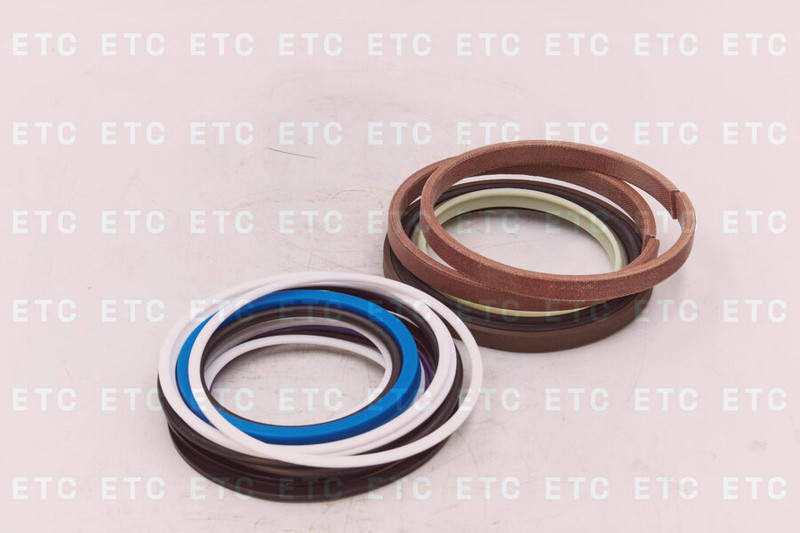 707-99-58081 Ремкомплект гидроцилиндра стрелы Komatsu PC-300 — 1